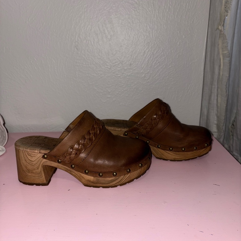 Kork-Ease Tan Leather Mules